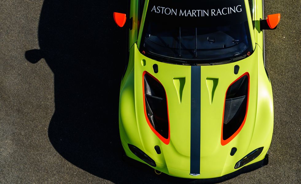 Aston-Martin-Vantage-GTE-racer-108.jpg