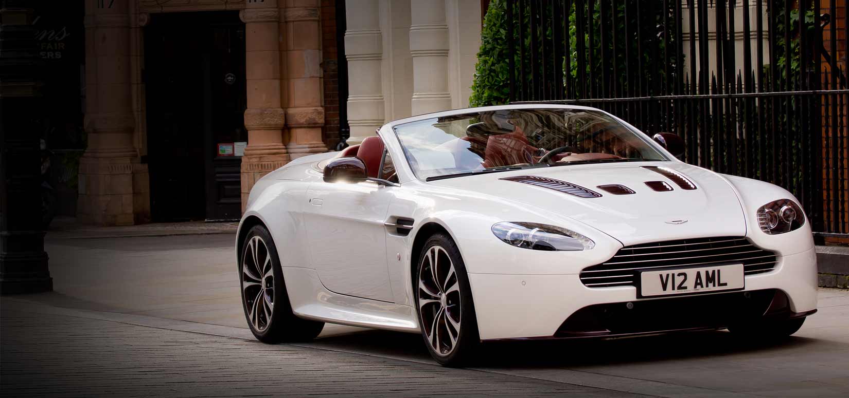 V12 Vantage Roadster.jpg