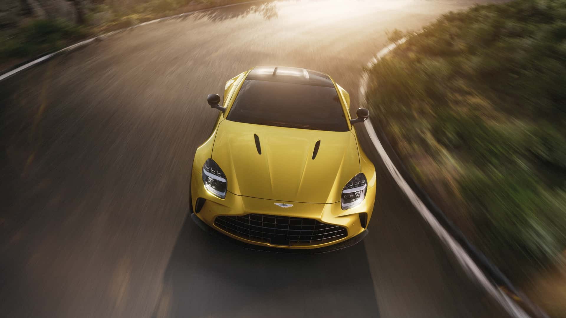 2025-aston-martin-vantage-5.jpg